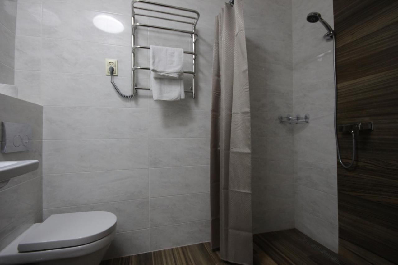 Chagari Hotel Lypnyky 外观 照片