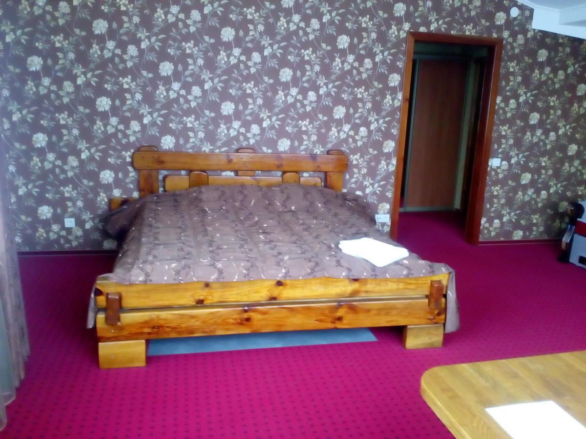 Chagari Hotel Lypnyky 外观 照片